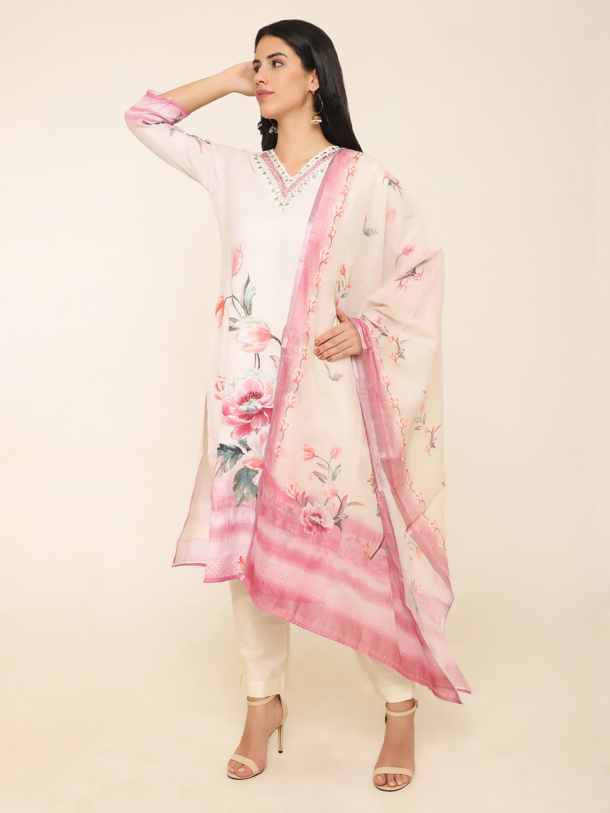 Cream floral printed suit set with Pants & Dupatta