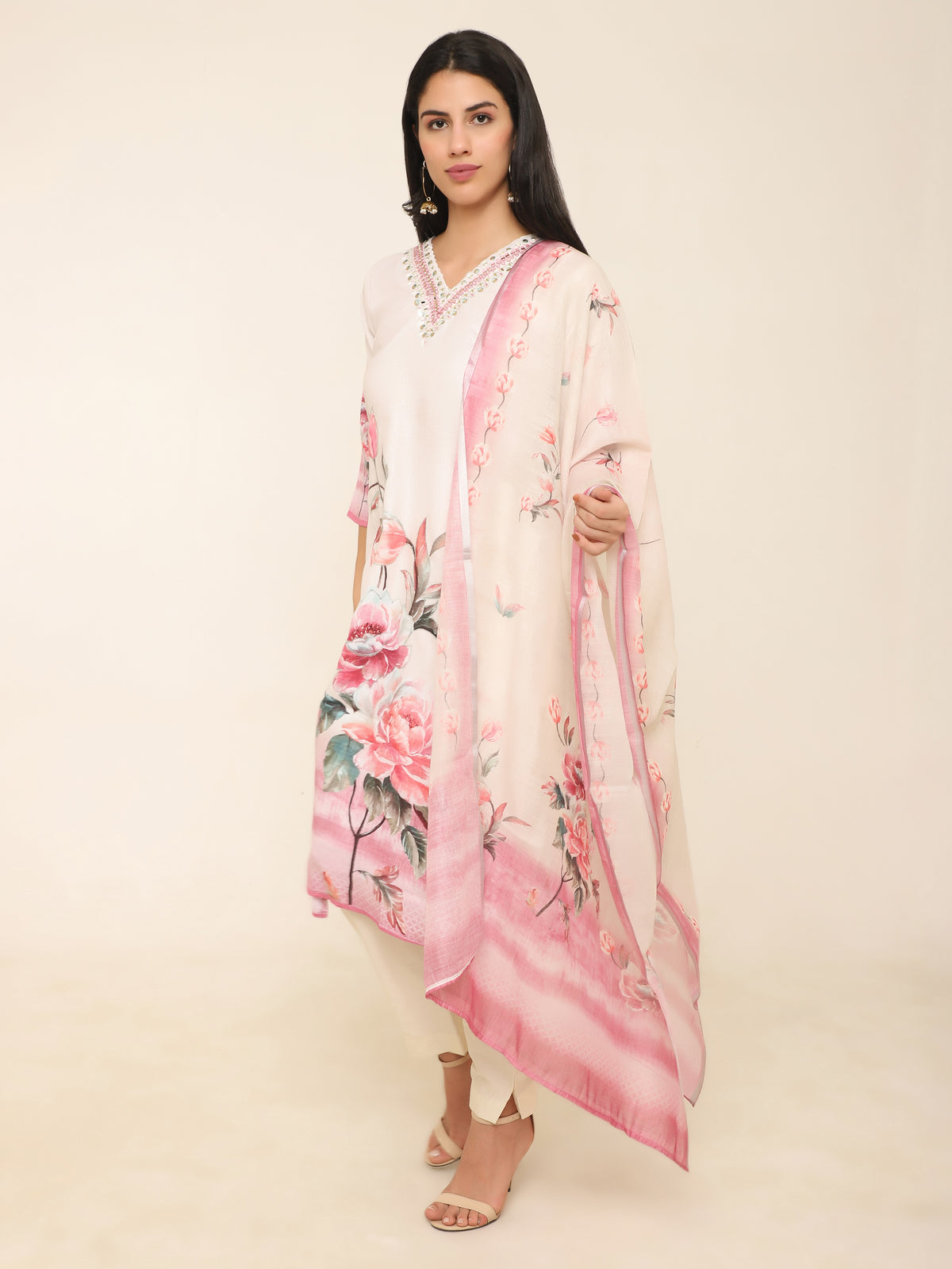 Cream floral printed suit set with Pants & Dupatta